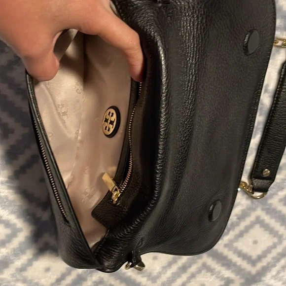 Tory Burch crossbody bag - Picture 3 of 3